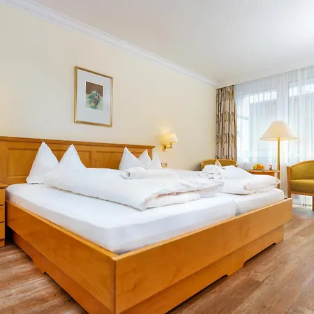 Bayerischer Hof In Hotel 4*