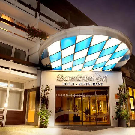 Bayerischer Hof Hotel 4*